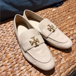 Tory Burch Beige Loafers with Gold Emblem